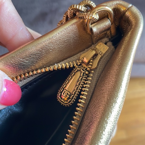 NIB authentic Dolce & Gabbana Handbag - Picture 7 of 11